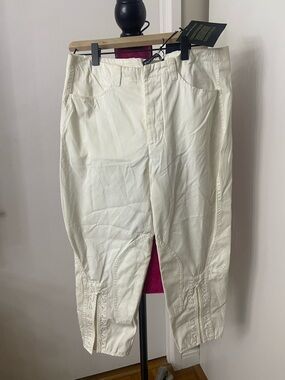 Balenciaga white khaki pants 40 New